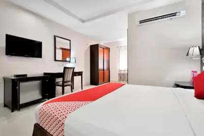 Photo 2 - Hotel Inn Albany