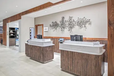 Photo 4 - Courtyard By Marriott Woodland