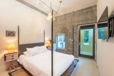 Photo 5 - Hotel Narcissus