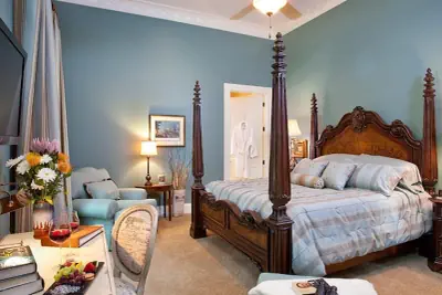 Photo 2 - Riverside Inn Bed and Breakfast, Wedding Venue & Events
