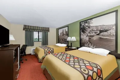 Photo 4 - Western Inn & Suites