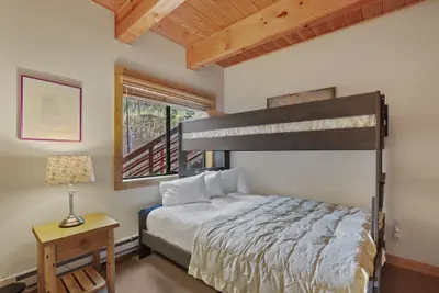 Photo 5 - Comfort In The Sierras - Edelweiss 2br - Kirkwood 3 Bedroom Condo