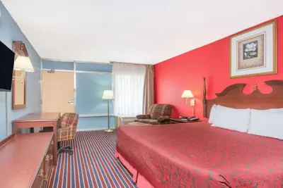 Photo 5 - Hotel Inn Albany