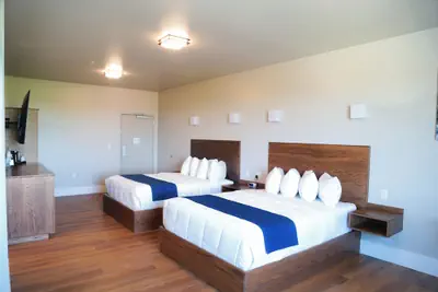 Photo 4 - Splash Canyon Hotel