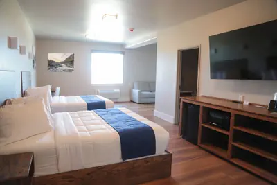 Photo 5 - Splash Canyon Hotel