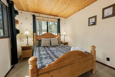 Photo 4 - Bear Woods 3BR Retreat