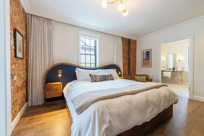 Photo 5 - The Francis Hotel & Suites