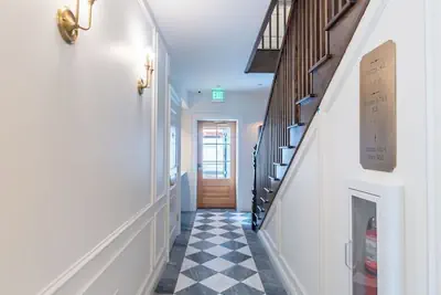 Photo 3 - The Francis Hotel & Suites