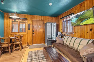 Photo 4 - Timber Lodge Cabins 30