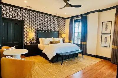 Photo 5 - Emigrant Boutique Hotel