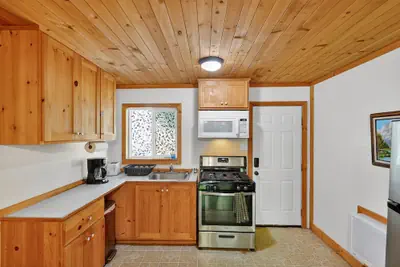 Photo 5 - Rouge Cobb Mountain Hotel - Cabin 1