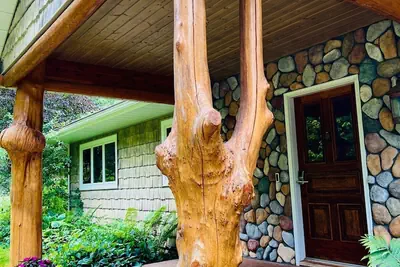 Photo 2 - Boardman Monarch River HOT TUB Fireplace