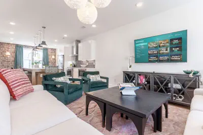 Photo 4 - Luxe 4BR Retreat With Hot Tub Skyline Deck
