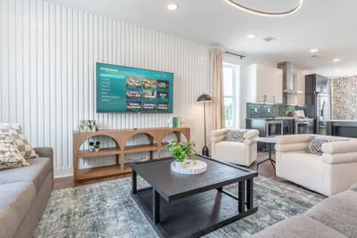 Photo 4 - Luxe 4BR With Fire Pit Grill and City Views