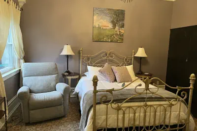 Photo 4 - Abbey House Inn