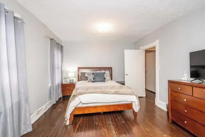 Photo 4 - Queen City Suites 2 For 4