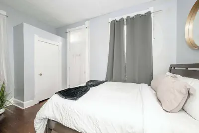 Photo 3 - Queen City Suites 1 For 3