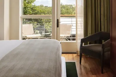 Photo 5 - The Inn at Green Pastures