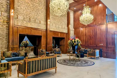Photo 4 - P.A. Smith Hotel