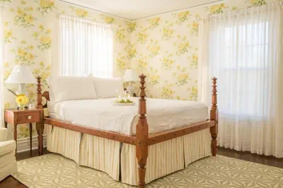 Photo 3 - Margin Street Inn