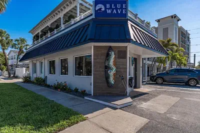 Photo 2 - Blue Wave Suites