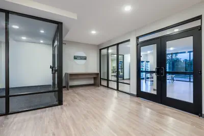 Photo 5 - ECHO Suites Extended Stay by Wyndham Springfield Airport PLZ