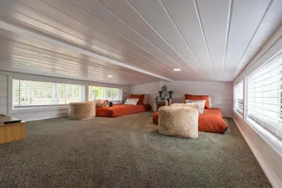 Photo 3 - Captain's Quarters