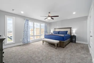 Photo 5 - Rebecca's Downtown Luxury Living