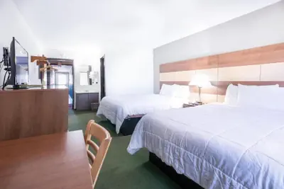 Photo 4 - Northwoods Inn & Suites