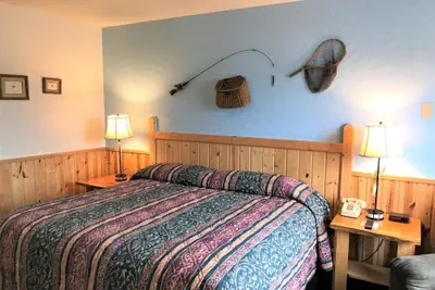 Photo 4 - Northwoods Inn & Suites