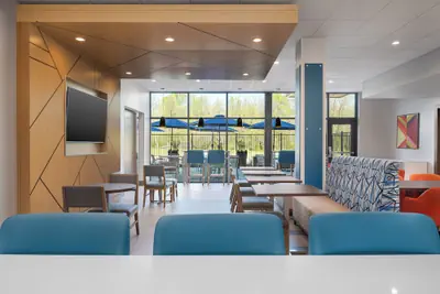 Photo 3 - Holiday Inn Express & Suites DFW Airport Southwest - Euless