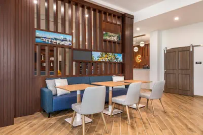 Photo 3 - Comfort Inn & Suites Orlando Sanford Airport
