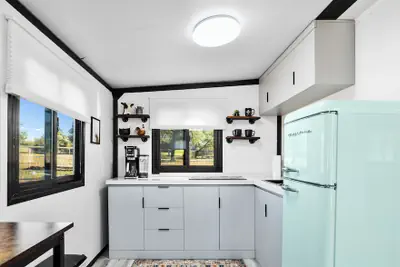 Photo 4 - Zebra Ranch 2-br Tiny Home Mtn View Trails Brbq