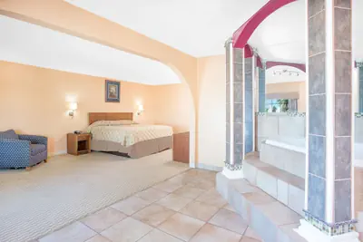 Photo 4 - Super Motel