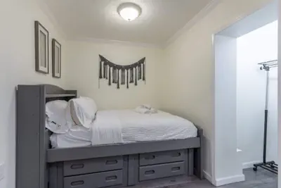 Photo 5 - @ Marbella Lane - Bright and Cozy Home Near SFO