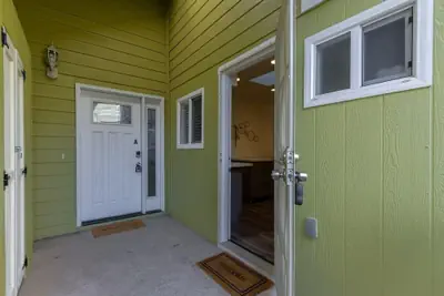 Photo 3 - @ Marbella Lane - Bright and Cozy Home Near SFO