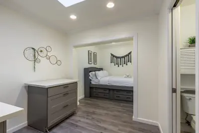Photo 4 - @ Marbella Lane - Bright and Cozy Home Near SFO