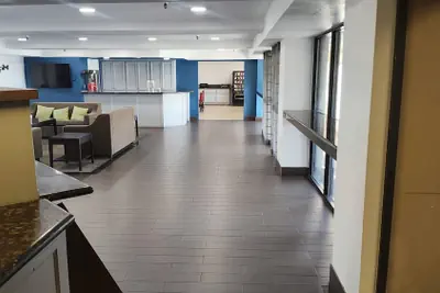 Photo 4 - Rodeway Inn & Suites Rancho Cordova - Folsom