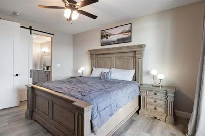Photo 5 - Lakefront Topsider Condo w/ Boat Slip, 2 Pools & Large Deck