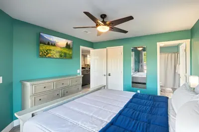 Photo 5 - Lakeview Condo w/ 2 Pools & Beach - Family Fun Awaits at 21mm