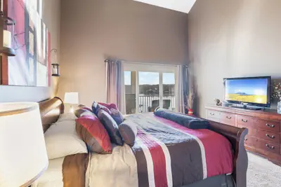 Photo 5 - Beautiful Cove Views & Plenty Relaxing Spaces