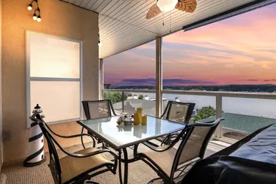 Photo 2 - Prime Spot, Breathtaking Views, Nearby Attractions