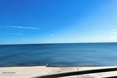 Photo 2 - Beachview Condo in Legacy Tower 1-1004 - Fully Furnished 3 Bedroom 2 Bathroom