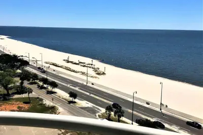 Photo 2 - Spacious Beachview End Unit in Legacy Tower 1 -1001 - 3 Bedroom 3 Bath Condo