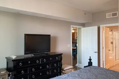Photo 5 - Quiet Beachview End Unit in Legacy Tower 2 -309 - 3 Bedroom 3 Bath Condo