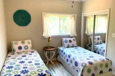 Photo 4 - 148 Beau Clair - Beachside Townhome With Pool in Long Beach