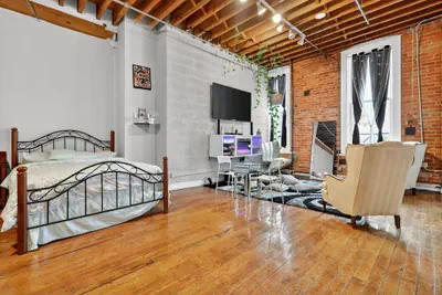 Photo 4 - Huge 'man Cave' 2 Mins From Downtown Detroit 1 Bedroom Apts