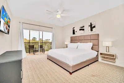 Photo 2 - Upstay Condo With Outdoor Pool & Sauna