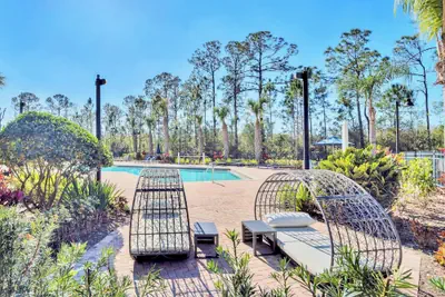 Photo 5 - Beautiful Condo w Outdoor Pool and Sauna