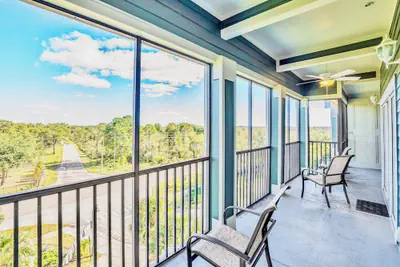 Photo 5 - Beautiful Condo w Outdoor Pool and Sauna